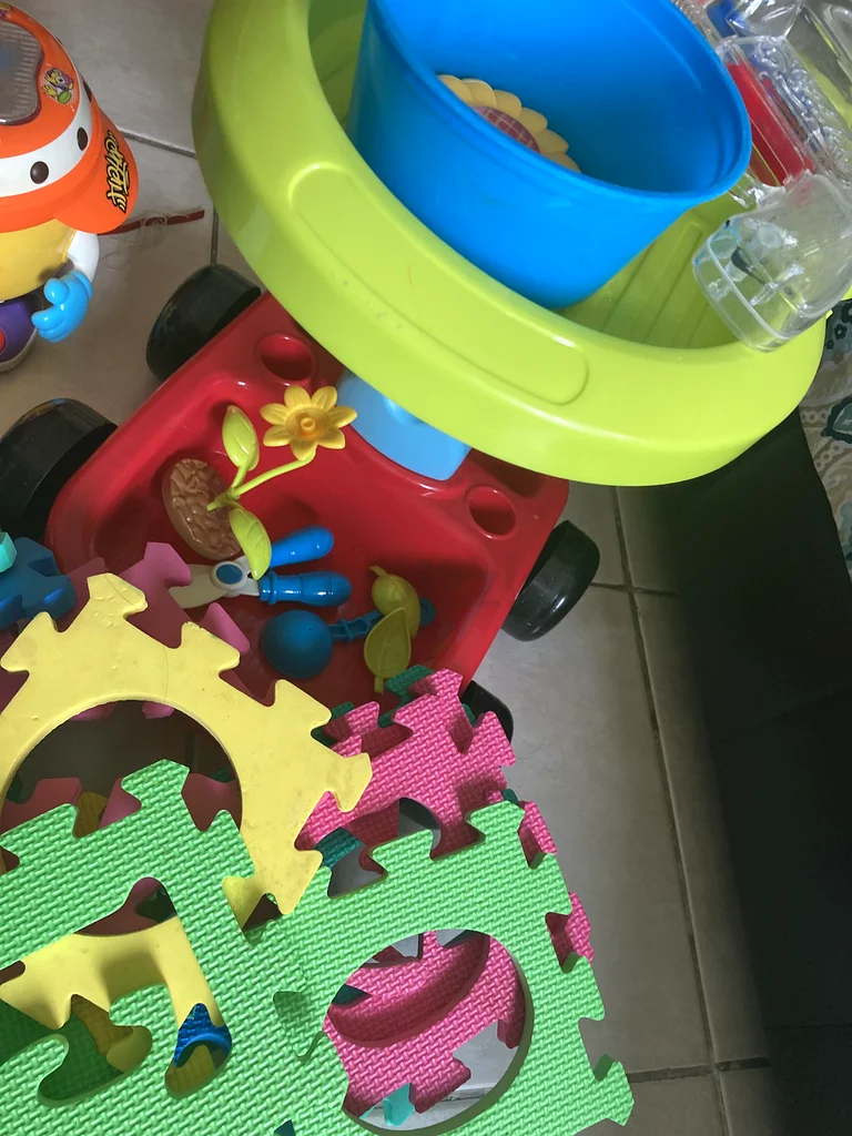 Toys63204852937347112