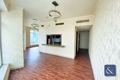 One Bedroom | 910 Sqft | Investment | Bright