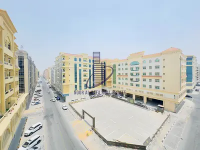 Close To Muwaileh Family Parkhuge Apartmentparking