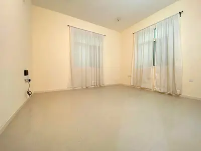 Family Compound Luxury Huge 1 Bedroom Hall Separate Kitchen 2 Bathrooms Near Nmc Kca