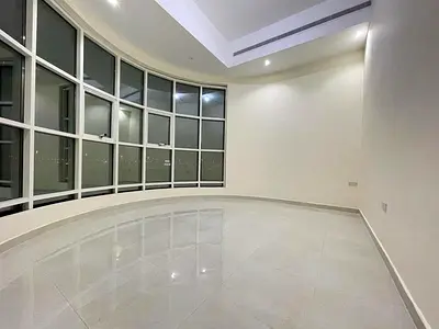 Amazing 1 Bedroom Hall Built-in Wardrobe Separate Kitchen Bathtub Washroom On Prime Location In Kca