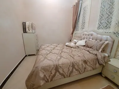 Fully Furnished 1 Bedroom Hall Monthly 4200 Separate Kitchen Nice Finishing Full Washroom Near By F