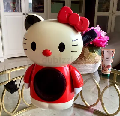 Hello Kitty karaoke