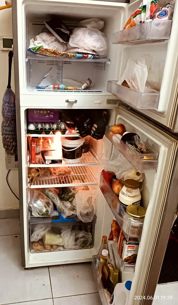 LG Refrigerator for quick sale.