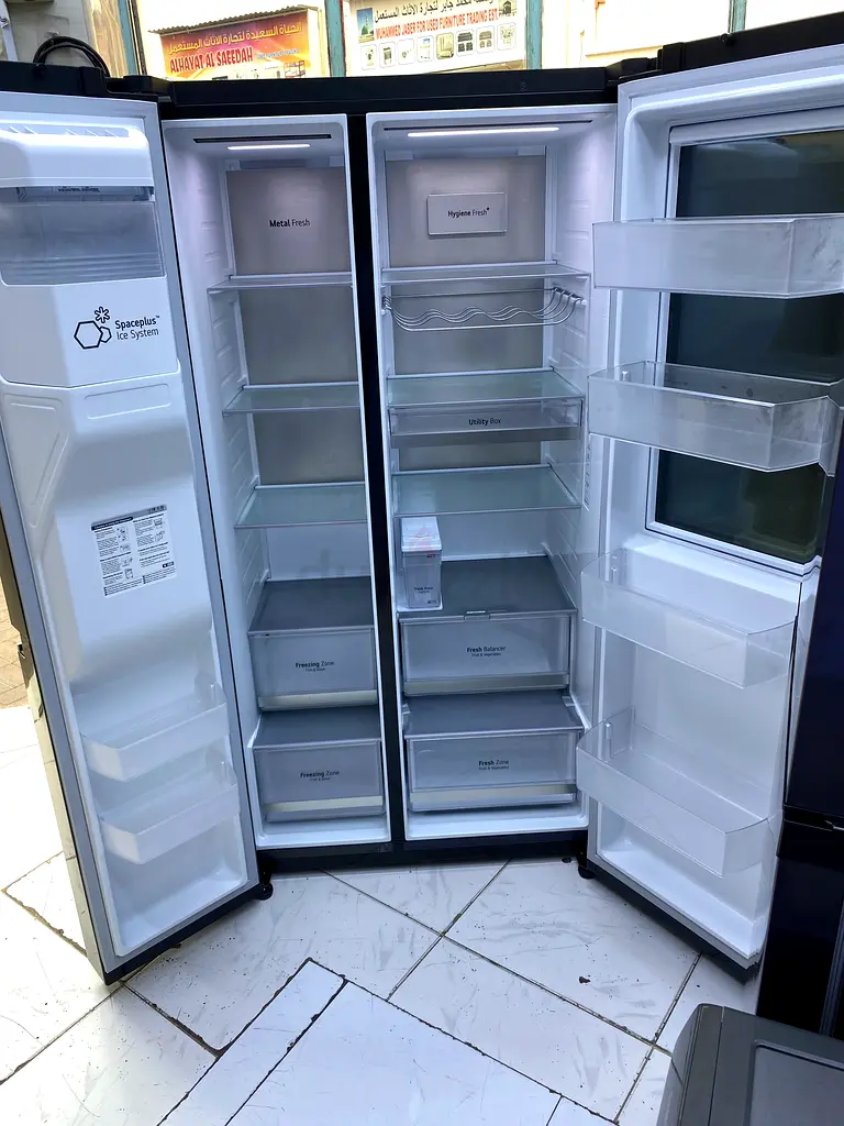 lg instaview side by side refrigerator zero scratch for sale