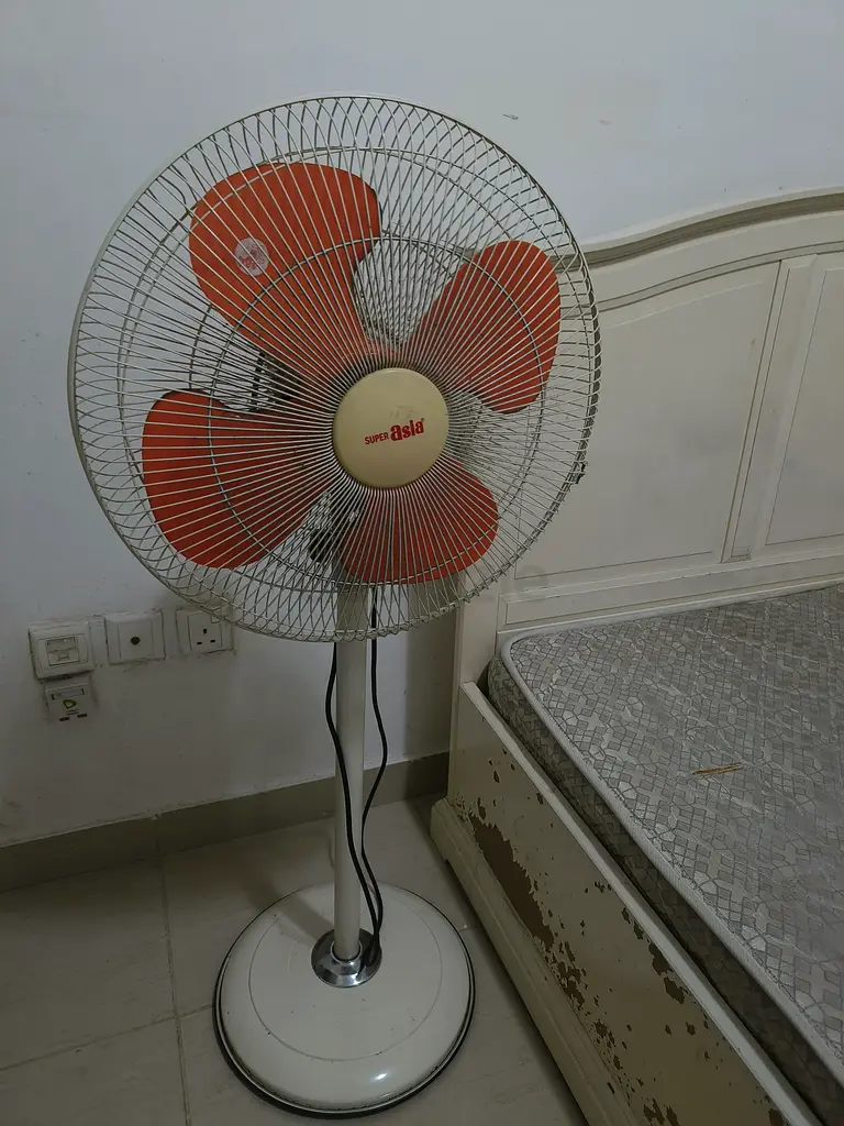 Fan standing for sale