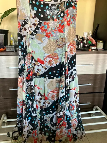 Women clothe