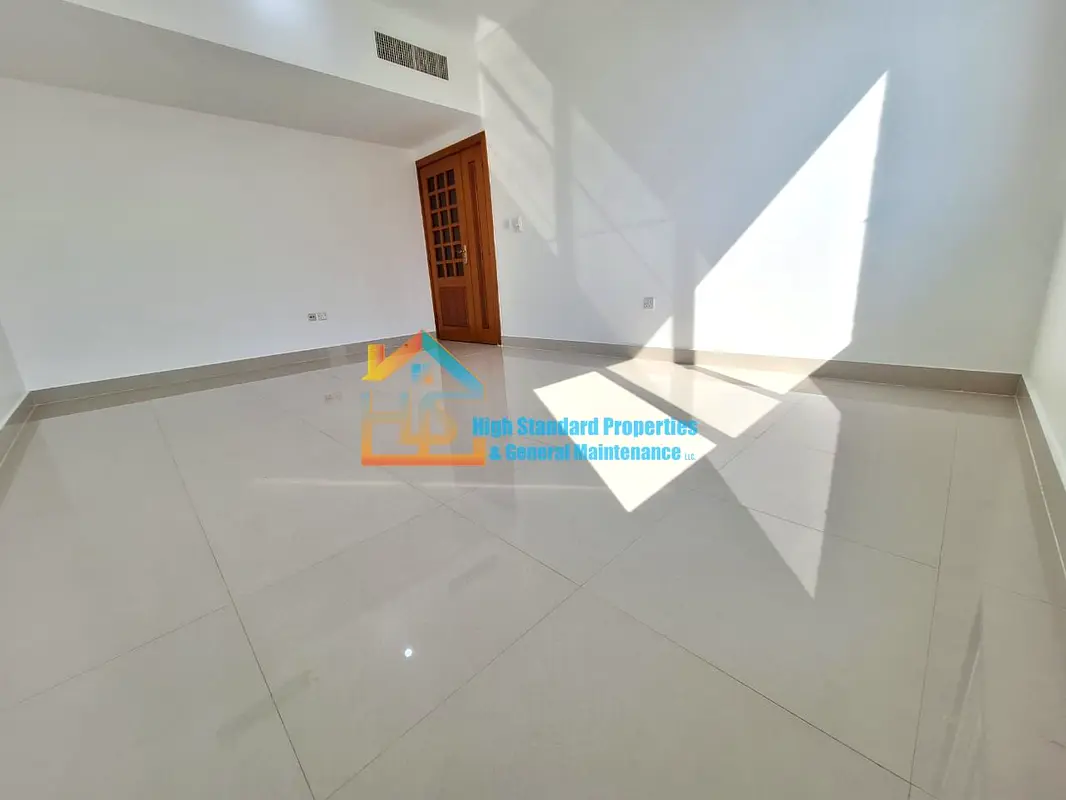 Apartment AVAILABILE 2BHK FOR RENT WITH MASTER SPACIOUS SALOON EASY