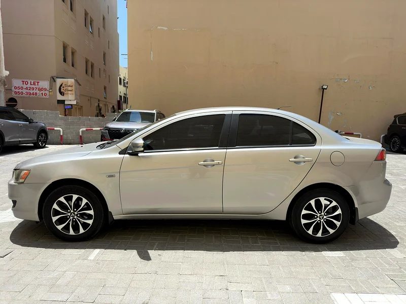 ميتسوبيشي لانسر 2015 - 1600 سي سي - أوتوماتيك بالكامل - مواصفات الخليج63224310541186111