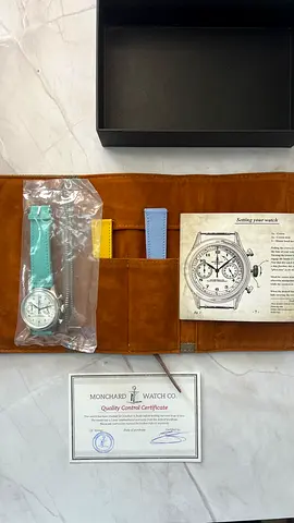 MONCHARD WITH 2 Extra Straps