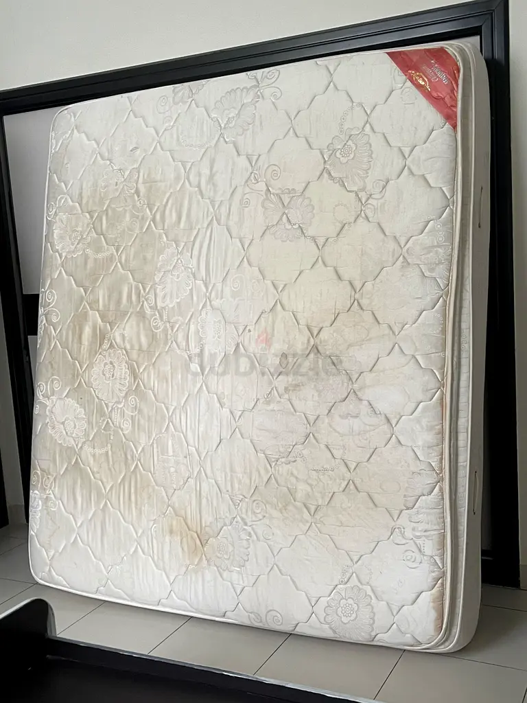 King size mattress to give away