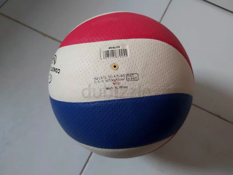 كرة طائرة ميكا سا إم في بي لايت63246747497987113