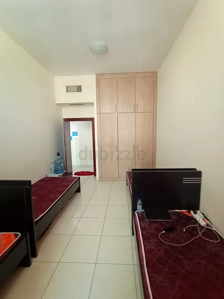 Apartment Mashreq Metro Executive BED SPACE 1200 Dubai