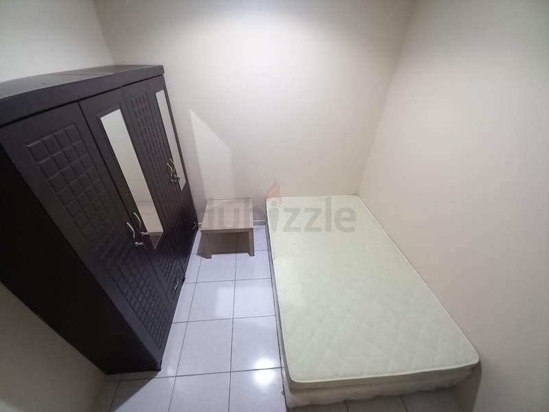 Apartment: Fully Furnihed Partition Room For Married Couple Or Ladies 