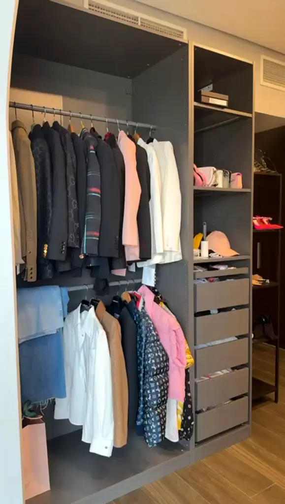 Ikea pax system Wardrobe 5 drawers