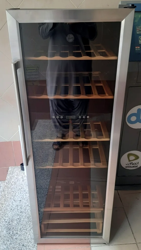 Hoover wine bar fridge 72 bottle dual temperature neat and clean inside