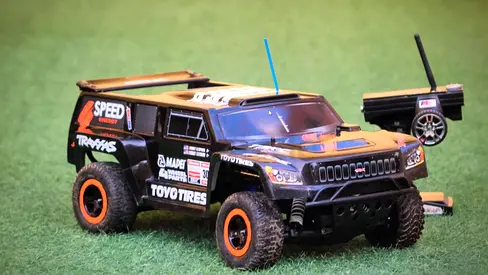 Traxxas slash hummer 2wd