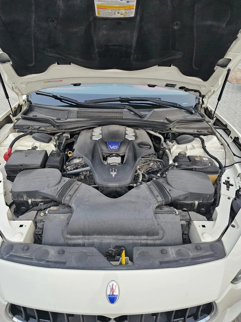 Maserati Ghibli S / Model 201662931647649539114