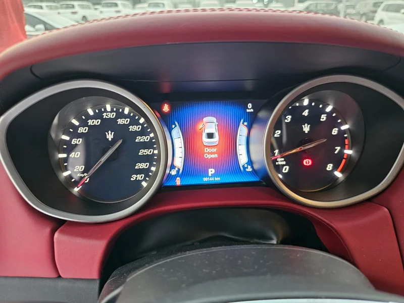 Maserati Ghibli S / Model 201662931647649539111