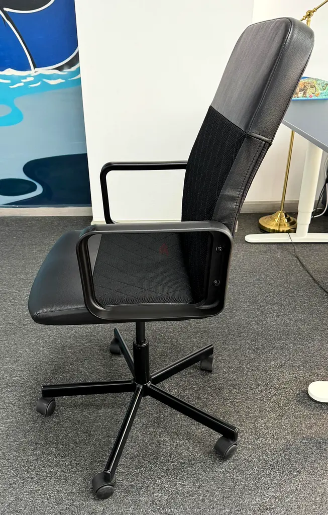 IKEA OFFICE CHAIR FOR SALE
