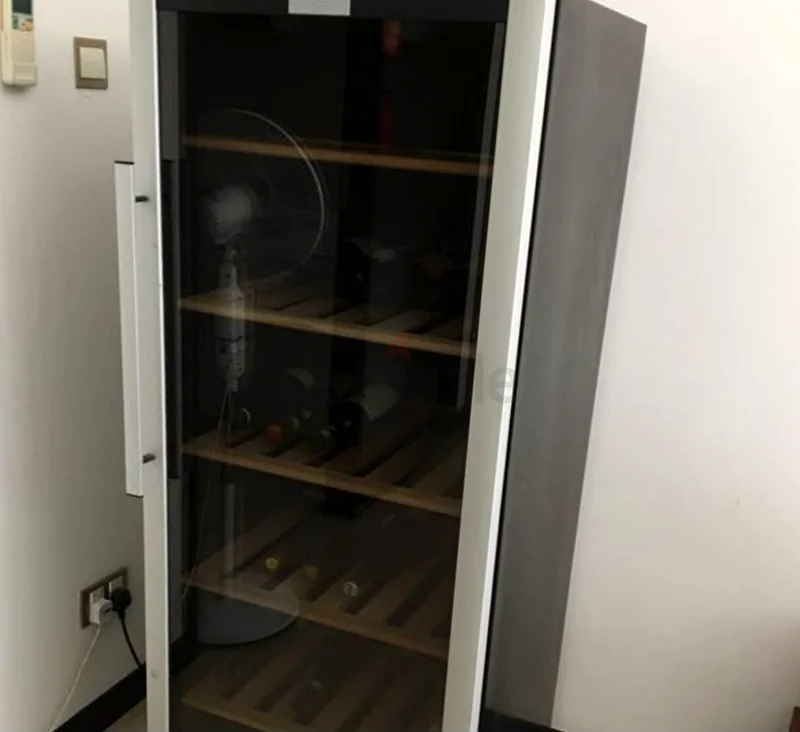 Vestfrost 155 bottles dual zone temperature wine fridge دوبيزل