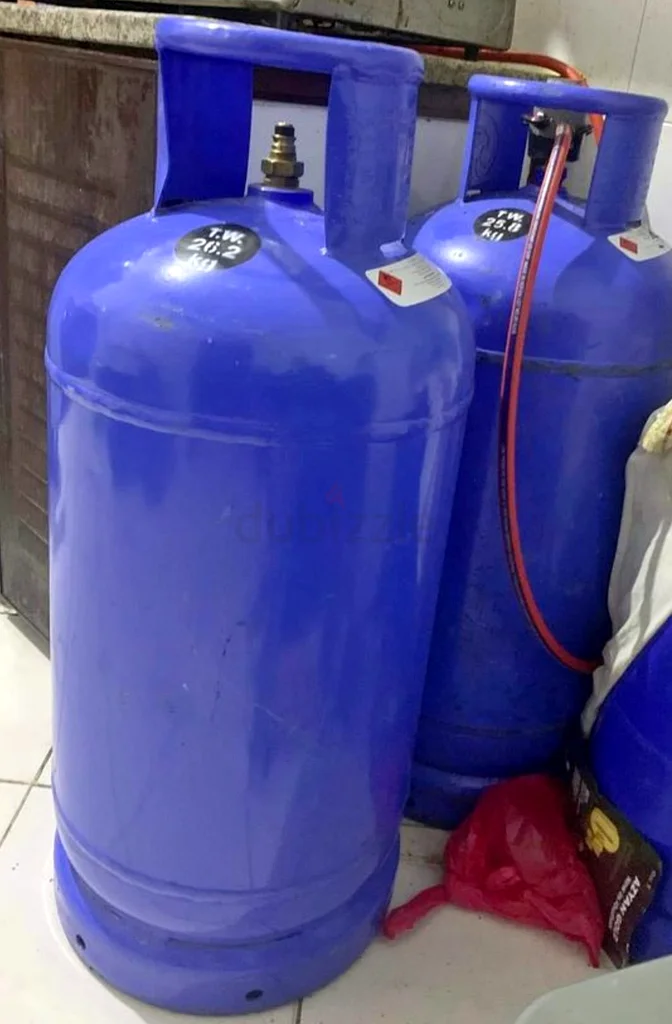 Medium Adnoc Gas Cylinder 50lb Empty
