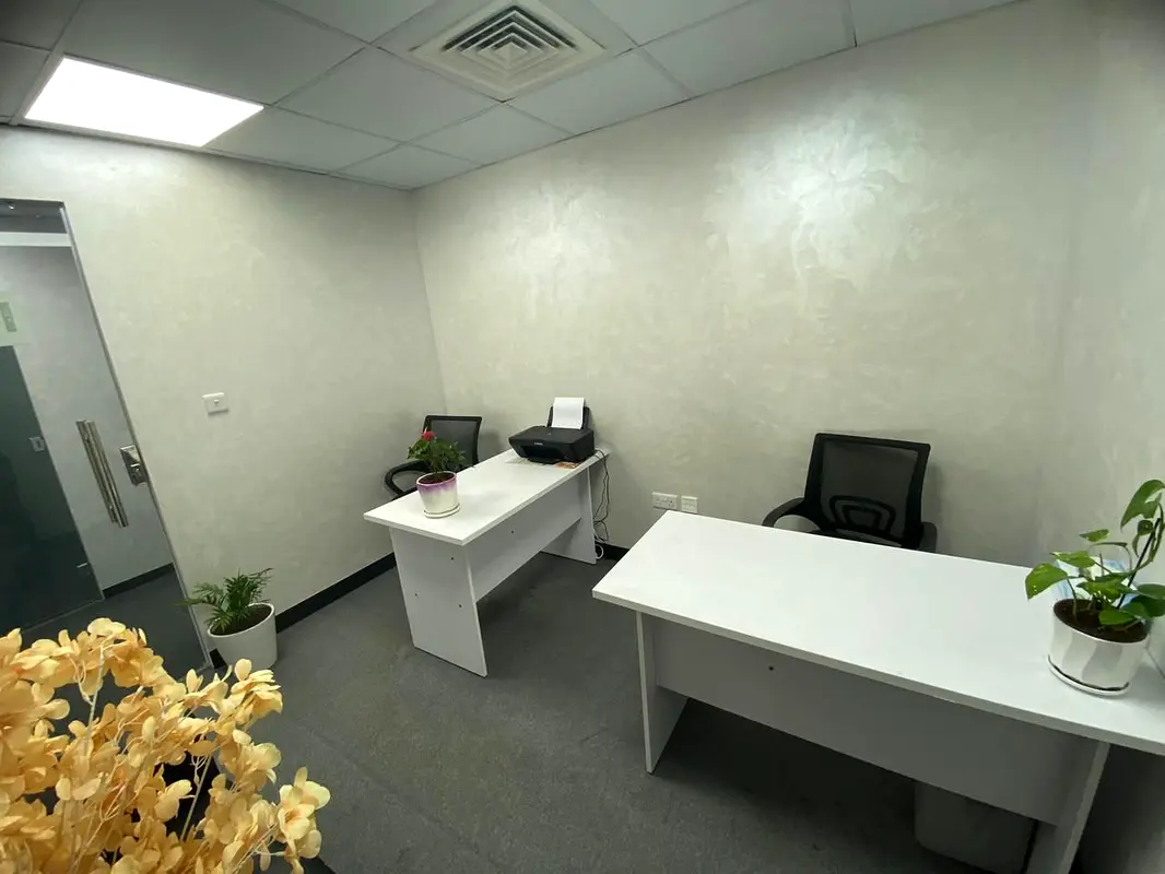 Office Beautiful Office Direct from Landlord Near to Metro Station