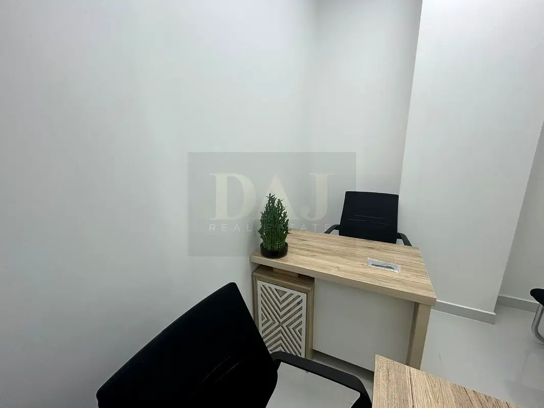 Office Beautiful Office Direct From Landlord Near to Metro Station