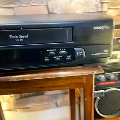 Vcr vhs sanyo مشغل فيديو سانيو