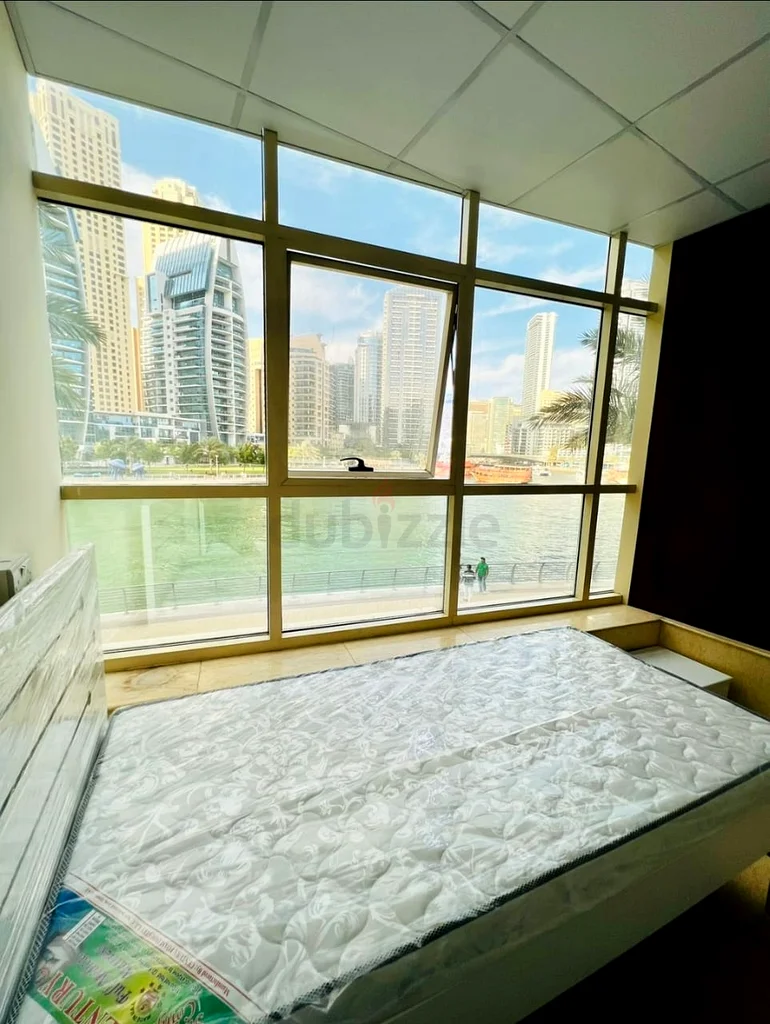 Apartment Bed space for rent Dubai