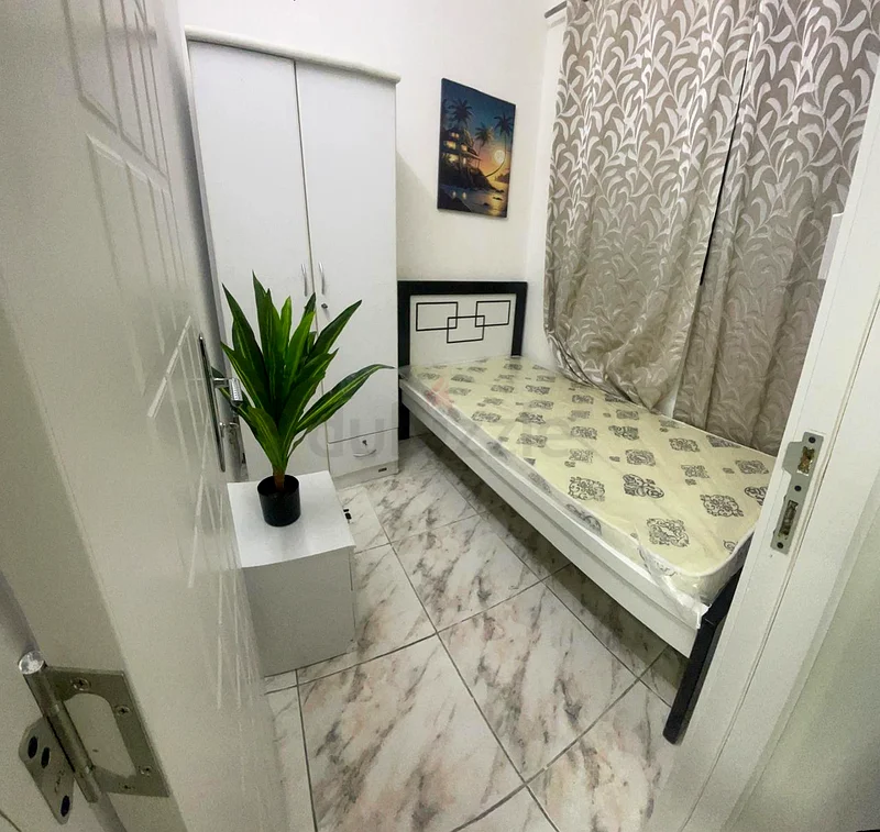 Apartment Executive Partition near metro Dubai