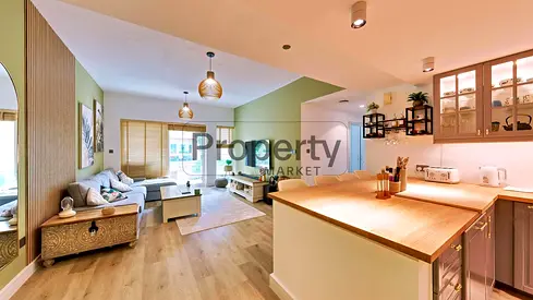 Upscale 2-br | Garden View | Furnished | Balcony