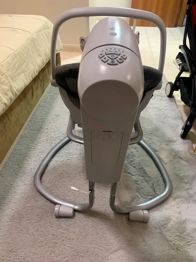 Baby electric swing chair