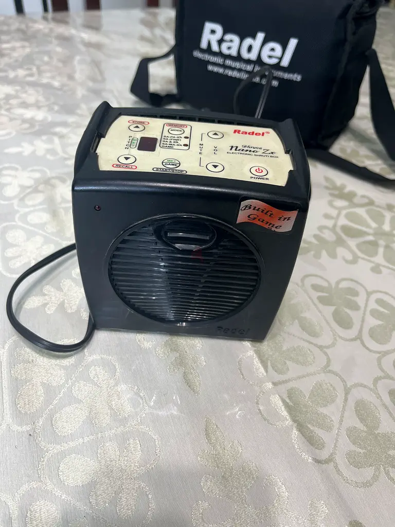 Radel Electronic Shruti box