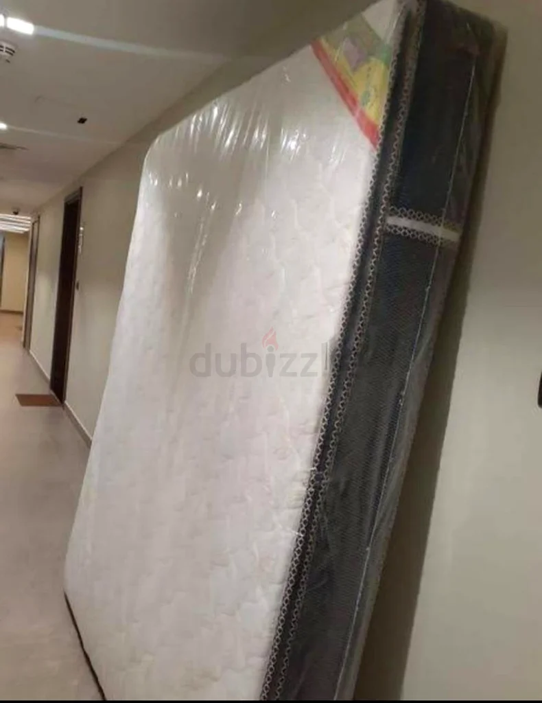 Brand New 180cm x 200cm Memory Foam Medical Mattress