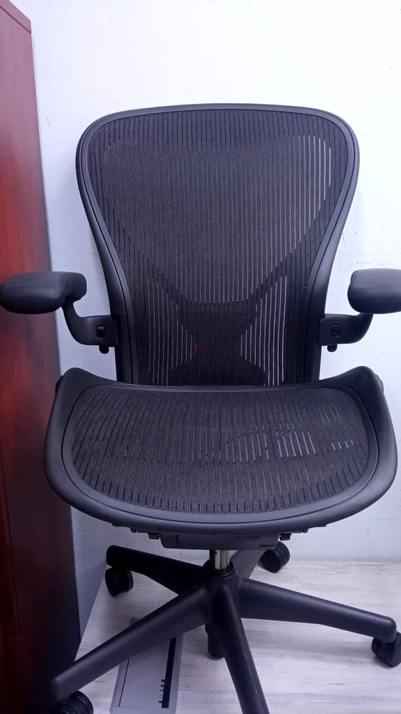 We Are Selling for Herman Miller Aeron Chair Type C Good Quality