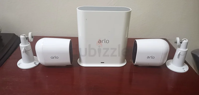 Arlo Essential Spotlight Camera63195631404546111