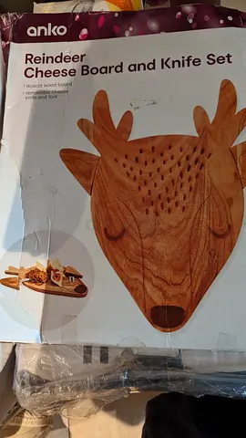 Cheese board and knife set