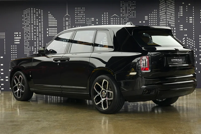 ROLLS_ROYCE | CULLINAN | BLACK BADGE KIT | GCC | DEALER WARRANTY + SERVICE CONTRACT63177936754307113
