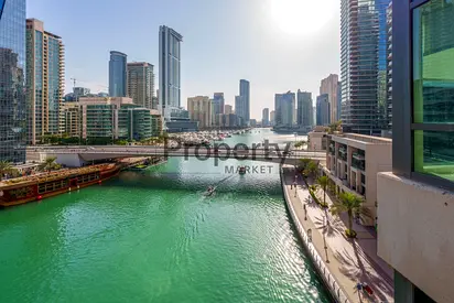 Striking 2-br | Marina Lake Views | Nice Balcony