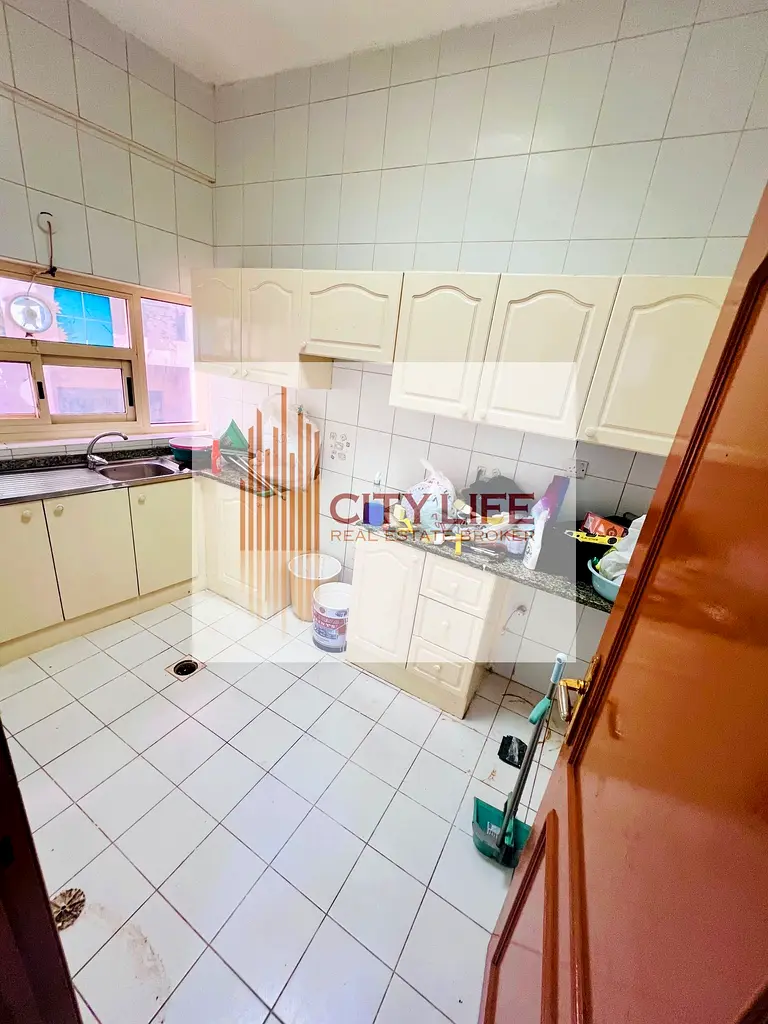 Apartment Excellent / 1Bhk / Rolla Street / Bur Dubai Dubai