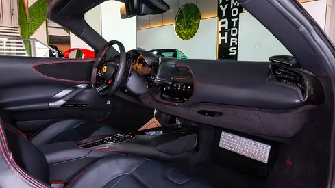 2022 Ferrari SF90 SPIDER photo 11
