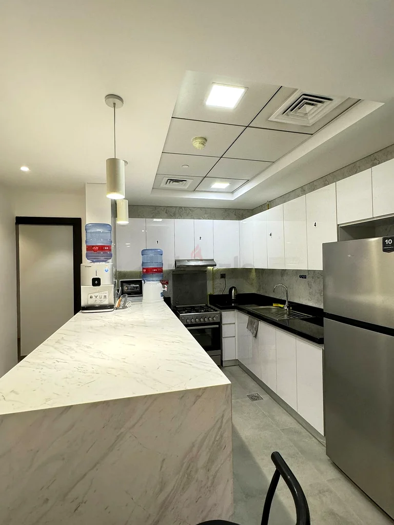 Apartment Luxurious Soundproof rooms for solo/Couple Dubai