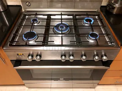 Electrolux 5 Gas Cooker Electric oven EKK925A0OX FREE DELIVERY+WARRANTY