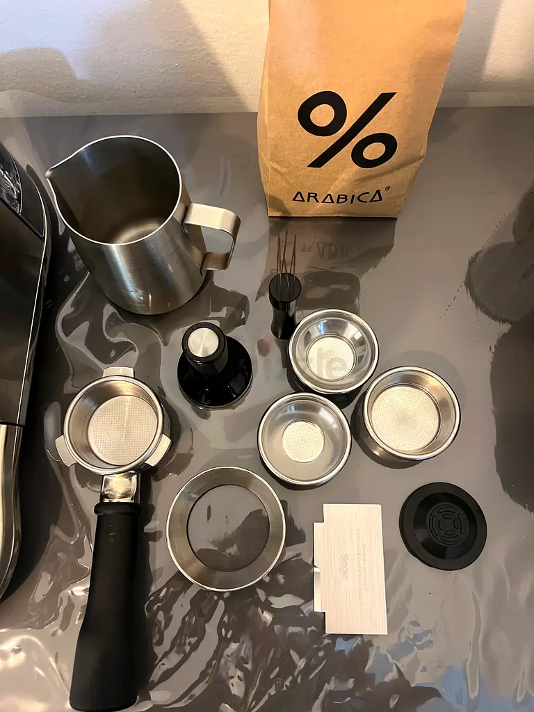 Sage Bambino Plus coffee machine BARATZA coffee grinder