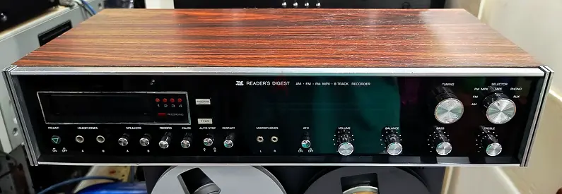 Vintage Reader’s Digest AM/FM Receiver / 8-Track Recorder