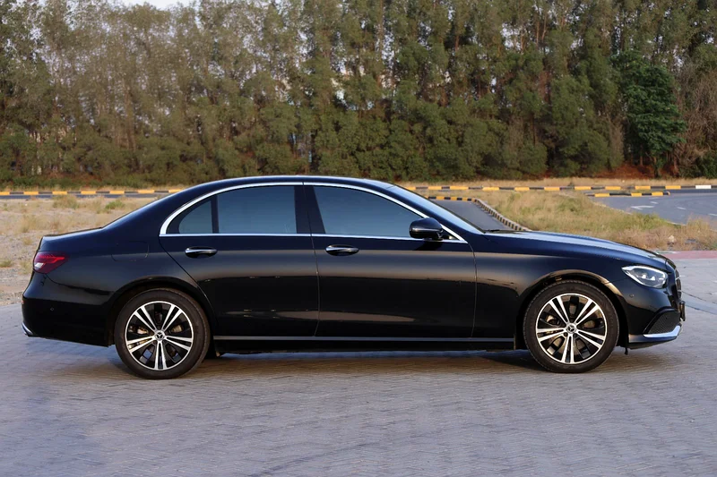 Mercedes-Benz E250 Model : 2021 in excellent condition63161067508098113