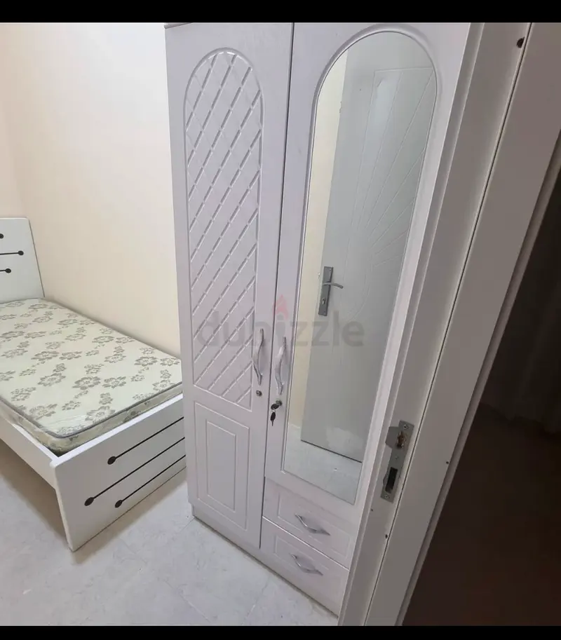 Apartment Partition to rent in clean family building behind mall of