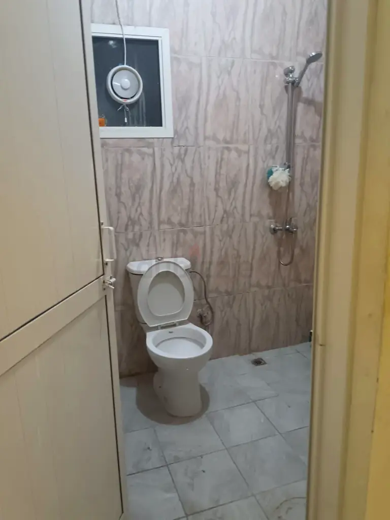 Apartment Partition room near Al Wahda Mall Abu Dhabi