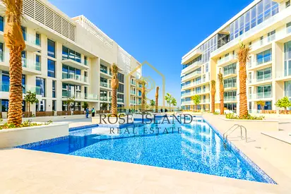 Hot Deal| Magnificent Balcony |partial Sea View